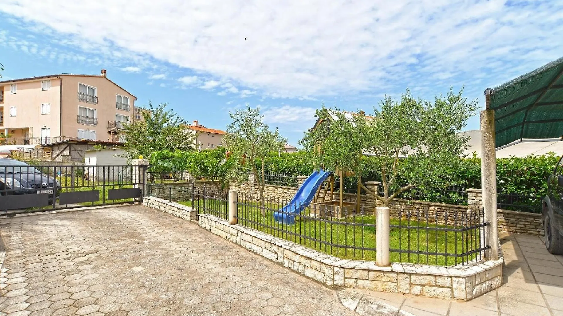 Apartment Ferienwohnung Fuer 6 Personen Ca 71 Qm In Pula-Fondole, Istrien Istrische Riviera Stinjan